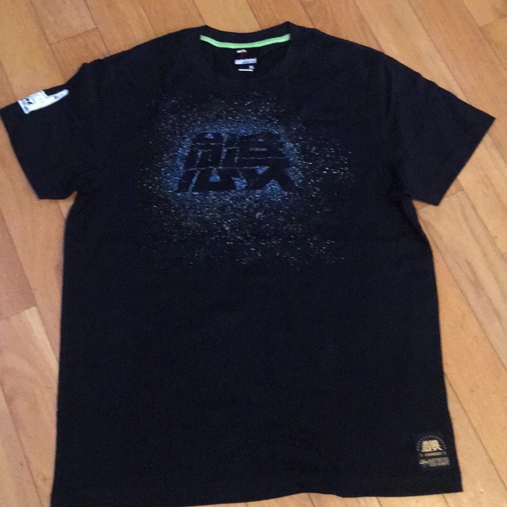 BRAND NEW One attitude artistic tee size XL